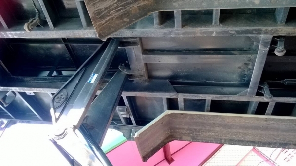 ขาย HINO 3M สองเพลาดั๊ม กระบะเหล็กต่อใหม่ รถปี 39