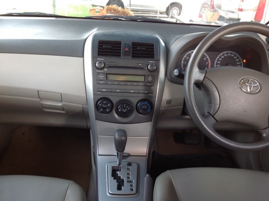 TOYOTA ALTIS ปี 2010 เครื่อง 1.6 รุ่น E ติดNGVเดิมโรงงาน