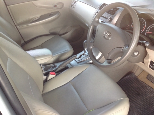 TOYOTA ALTIS ปี 2010 เครื่อง 1.6 รุ่น E ติดNGVเดิมโรงงาน