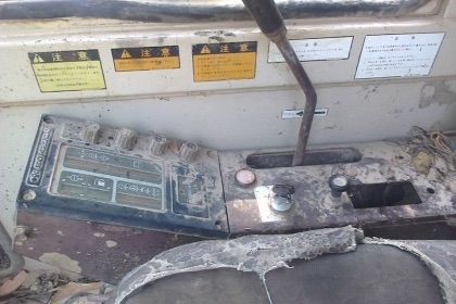 KOMATSU PC 100-3 รถบอดี้สวยเดิมพร้อมทำงานได้เลยครับ เครื่องยนต์เดิมๆปั๊มเดิมแรงดีทำงานได้เร็ว ภายในเก๋งสะอาดดี คอนโทรลยาว ภายนอกบูมอาร์มสวยเดิม ช่วงล่างเอวแน่นดี เฟลมสวยไม่มีปะ โรลเลอร์โซ่บูทใบแทรกสภาพดีประมาณ 60\% เอกสารสัญญาซื้อขาย ราคาต่อรองได้ครับ KOMATSU PC 100-3 รถบอดี้สวยเดิมพร้อมทำงานได้เลยครับ เครื่องยนต์เดิมๆปั๊มเดิมแรงดีทำงานได้เร็ว ภายในเก๋งสะอาดดี คอนโทรลยาว ภายนอกบูมอาร์มสวยเดิม ช่วงล่างเอวแน่นดี เฟลมสวยไม่มีปะ โรลเลอร์โซ่บูทใบแทรกสภาพดีประมาณ 60\% เอกสารสัญญาซื้อขาย ราคาต่อรองได้ครับ