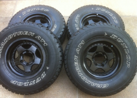 ล้อApache15 พร้อมยางDunlop31 ดอกเต็มๆ