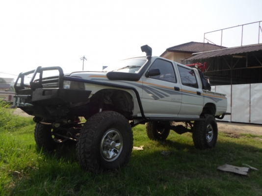 มาอีกแล้วคานแข็ง106สี่ประตู