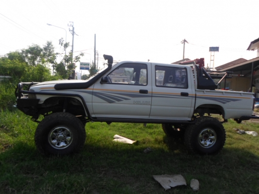 มาอีกแล้วคานแข็ง106สี่ประตู