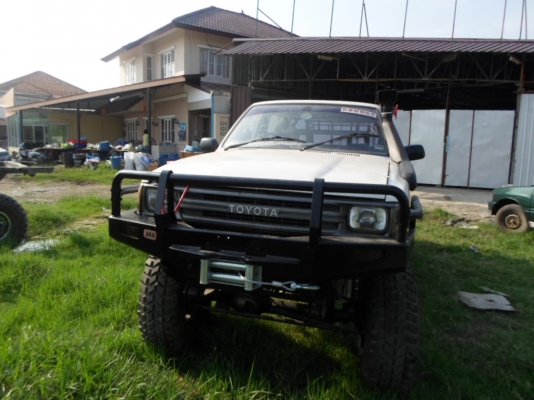 มาอีกแล้วคานแข็ง106สี่ประตู