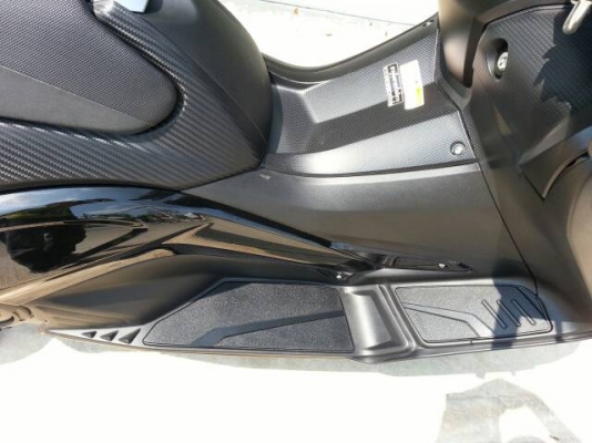 ขายด่วนสุดยอดBIGSCOOTER YAMAHA T-MAX 2014   ธ.ค.(3เดือน)รถออกเงินสดจากศูนย์YAMAHA