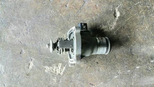 วาล์วน้ำ เชฟ ครูซเบนซิน