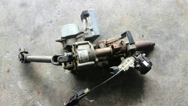 พวงมาลัยไฟฟ้า พร้อมกุญแจรีโมท มาสด้า 2