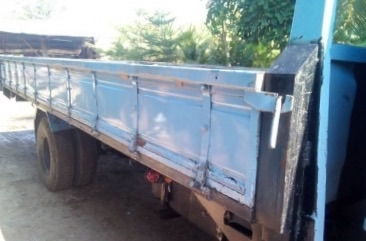 ISUZU NPR 120 HP 4HF1 ปี 39 ห้งแท้ เครื่องยนต์ฝาขาว รถบรรทุกหกล้อกระบะเหล็กคาร์โก้ความยาว 5 เมตรสภาพดีพร้อมบรรทุกได้เลยครับ เครื่องยนต์แน่นดีแรงดีไม่มีเยิ้ม หัวเก๋งสีสันบางๆเดิมๆ พ.ธรรมดา ช่วงล่างแน่นยางสภาพดี 6 เส้นประมาณ 70\% พร้อมใช้งาน เอกสารทะเบียนครบ ISUZU NPR 120 HP 4HF1 ปี 39 ห้งแท้ เครื่องยนต์ฝาขาว รถบรรทุกหกล้อกระบะเหล็กคาร์โก้ความยาว 5 เมตรสภาพดีพร้อมบรรทุกได้เลยครับ เครื่องยนต์แน่นดีแรงดีไม่มีเยิ้ม หัวเก๋งสีสันบางๆเดิมๆ พ.ธรรมดา ช่วงล่างแน่นยางสภาพดี 6 เส้นประมาณ 70\% พร้อมใช้งาน เอกสารทะเบียนครบ