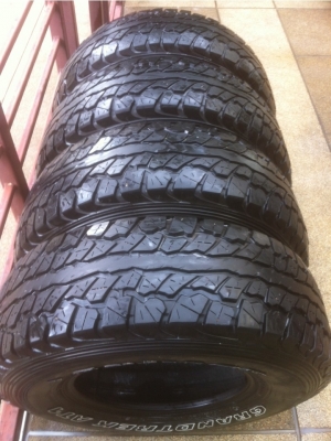 ยาง Dunlop AT1 เบอร์ 31 10.5 R15 ปลายปี11 ไม่ปะ ไม่บวม ดอกหนาๆใช้ได้อีกหลายปี