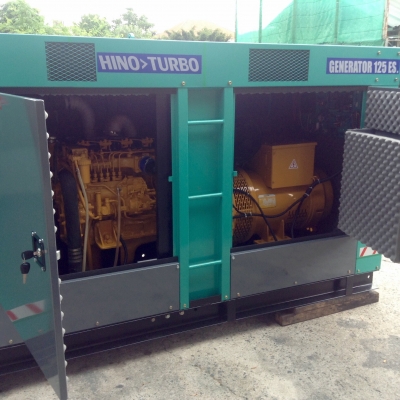 เครื่องปั่นไฟนำเข้าประกอบใหม่ 100/125 Kva.รับประกัน 12 เดือน