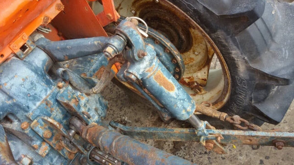 73,000 บาท รถไถ คูโบต้า 2402 DT-M. สภาพดีพร้อมใช้งาน