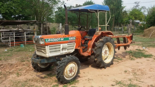 73,000 บาท รถไถ คูโบต้า 2402 DT-M. สภาพดีพร้อมใช้งาน