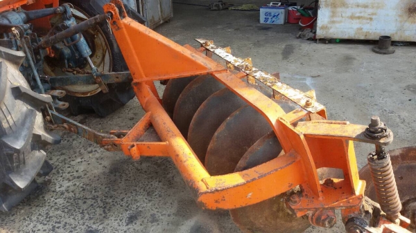 73,000 บาท รถไถ คูโบต้า 2402 DT-M. สภาพดีพร้อมใช้งาน