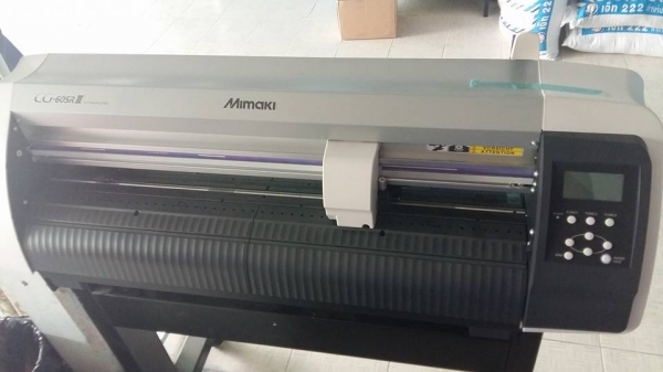 ขายเครื่องตัดสติ๊กเกอร์ MIMAKI CG SR-60III ไดคัทได้ สภาพ 99\%