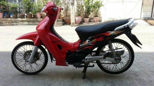 Honda wave125s สีแดง ยูบอก ไมดิจิตอล เครื่องดี 17000