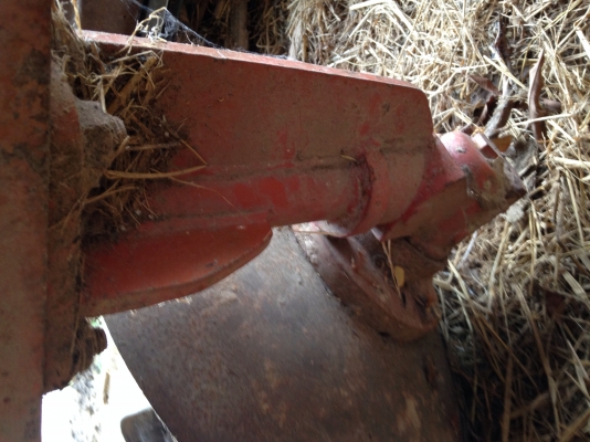 ขายผานบุกเบิก 4 ใบ 20" ยี่ห้อ Big รุ่นชุบแข็ง