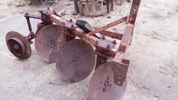 ขายผานบุกเบิก โครง 3 ใบ 16" 18" 18" ขี้เมาสวย