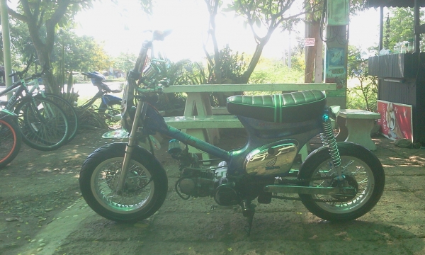 ขาย C70 เเต่งโอสคูล เครื่องเวฟ100 เดิมๆ เเน่นๆ ราคา 8500 บาท สนใจโทร 089-8054390 โอ๋ ลพบุรี ขาย C70 เเต่งโอสคูล เครื่องเวฟ100 เดิมๆ เเน่นๆ ราคา 8500 บาท สนใจโทร 089-8054390 โอ๋ ลพบุรี