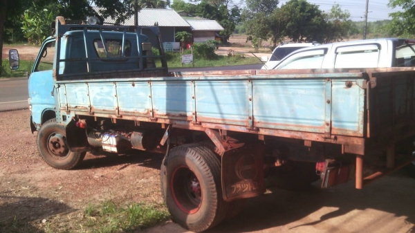 ISUZU TL100 ฝาขาว ภาษีเต็ม ตามสภาพครับ