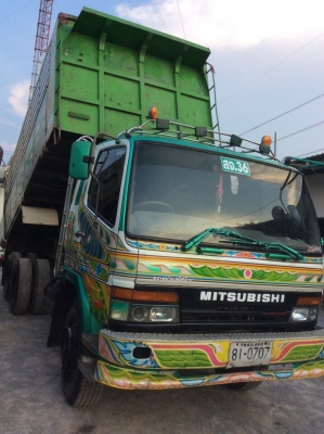 ฝากขาย .MITSUBISHI 10ล้อ ไอหลง 2เพลาดั๊ม เครื่อง 6D16 (220 แรง)โบอินเตอร์ เกียร์ฟูลเลอร์ พร้อมระบบลาก(ขาดลำโพง) ยางดี 8เส้น เครื่องดี ครัทซีสวย ขาย 780,000 บาท (ศุภากร 081-4252943)