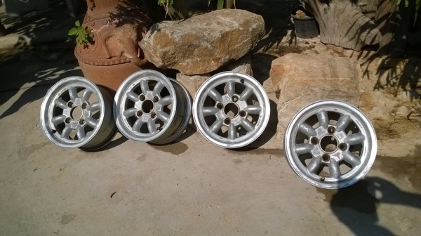 ล้อกล้วย compe Japan 13*6 4รู110