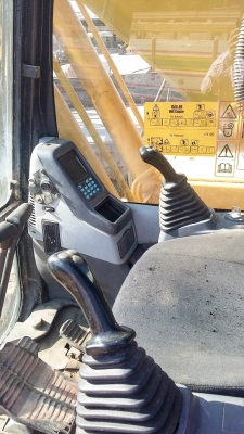 ขาย รถแบ็คโฮ KOMATSU PC210LC-7K ขาย รถแบ็คโฮ KOMATSU PC210LC-7K