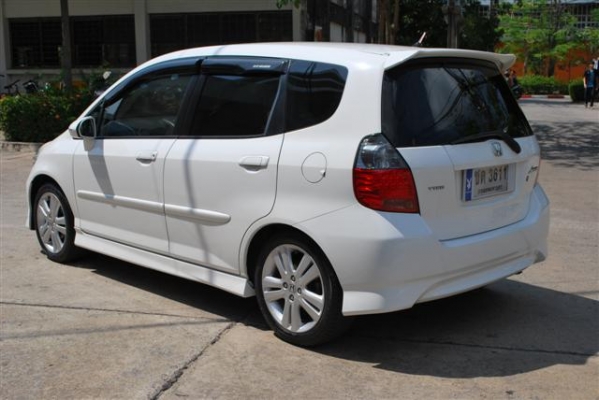 HONDA JAZZ VTEC 1.5 ปี 2007. HONDA JAZZ VTEC 1.5 ปี 2007.