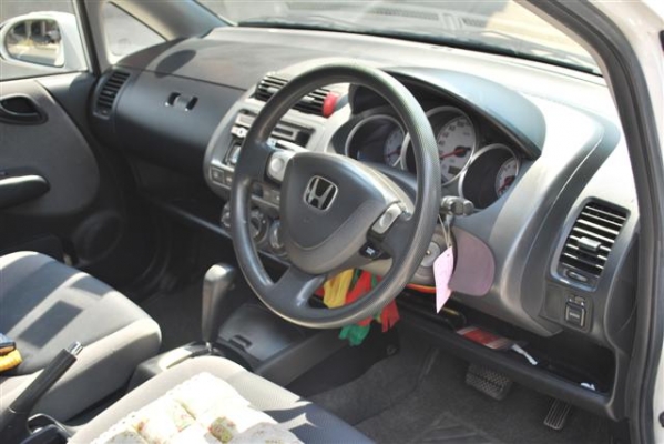 HONDA JAZZ VTEC 1.5 ปี 2007. HONDA JAZZ VTEC 1.5 ปี 2007.