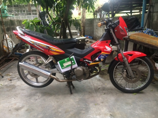 โซนิค12999สภาพสวยเงาวิ้งเครื่องเดิมเงียบ ทะเบียนเล่ม ชุดโอนครบ ตัดใจขาย12999บาทพอ