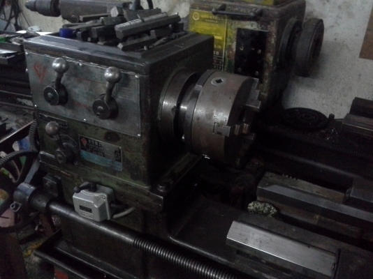 เครื่องกลึง 5 ฟุต CHINE YEH เกียร์บล็อค เพลาเดียว ไฟ 380V.พร้อมใช้งาน เครื่องกลึง 5 ฟุต CHINE YEH เกียร์บล็อค เพลาเดียว ไฟ 380V.พร้อมใช้งาน