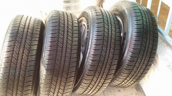 ขายล้อแม็กป้ายแดง toyota fortuner 17" พร้อมยางปี14 สนใจติดต่อเล็กคลองสามครับ 081-3747940 ขายล้อแม็กป้ายแดง toyota fortuner 17" พร้อมยางปี14 สนใจติดต่อเล็กคลองสามครับ 081-3747940