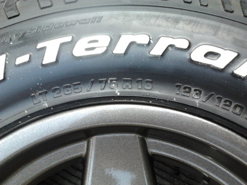 Max + BF All USA. 265/75/16 ปลายปี11 สวยๆ 1ชุด Max + BF All USA. 265/75/16 ปลายปี11 สวยๆ 1ชุด