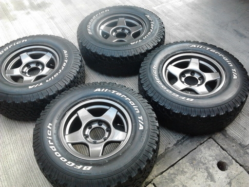 Max + BF All USA. 265/75/16 ปลายปี11 สวยๆ 1ชุด