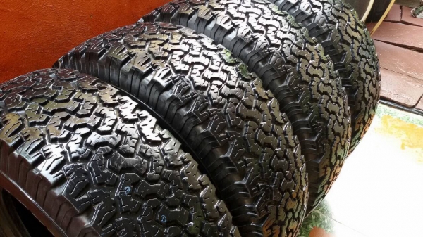 ขายยาง bf all 265/75/16 ดอกเต็มติดหนวด