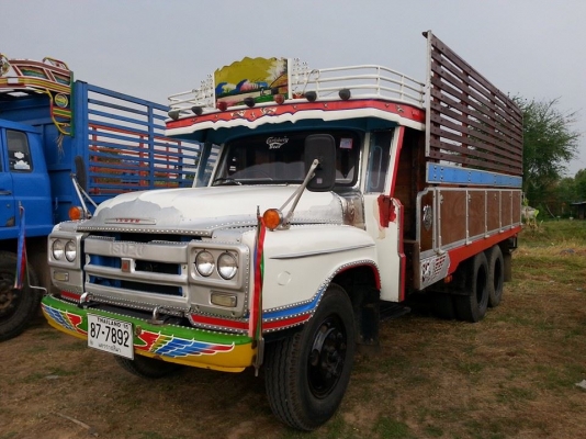 ขาย10ล้อ1เพลา เครื่อง145แรง เครื่องดี แคชซีสวย พ.เพาเวอร์ ยางดี10เส้น สภาพพร้อมใช้งาน เอกสารพร้อมโอน สนใจโทร 090-8588220คุณนะ 093-3258446คุณบิว ID:narong498 หรือ www.truck.in.th/498 หรือเพจFacebook ณรงค์ ซื้อขายรถมือสอง (เว็บไซต์ส่วนตัว)