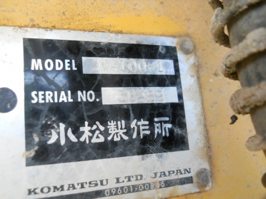 รถตักล้อยาง Komatsu WA100-1 สต็อกเราจากญ๊่ปุ่น สนใจโทร. 080-6565422 (หนิง)