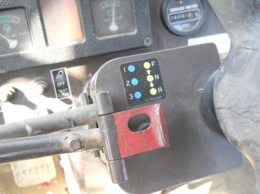 รถตักล้อยาง Komatsu WA100-1 สต็อกเราจากญ๊่ปุ่น สนใจโทร. 080-6565422 (หนิง)