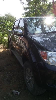 ขายวีโก้2007โฟร์วิว4ประตูเครื่อง3000ราคา290000สนใจโทร0899248994