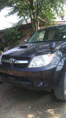 ขายวีโก้2007โฟร์วิว4ประตูเครื่อง3000ราคา290000สนใจโทร0899248994