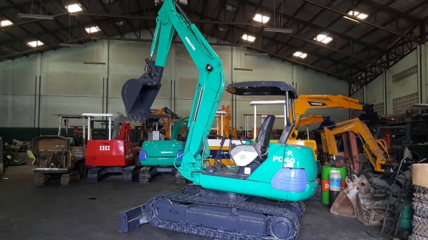ขาย รถขุด KOMATSU รุ่น PC40-7- มือสองญี่ปุ่น มือถือ/LINE ID : 0818753444 ขาย รถขุด KOMATSU รุ่น PC40-7- มือสองญี่ปุ่น มือถือ/LINE ID : 0818753444