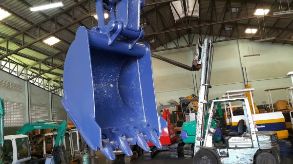 ขาย รถขุด KOMATSU รุ่น PC30-6 มือสองญี่ปุ่น มือถือ/LINE ID : 0818753444 ขาย รถขุด KOMATSU รุ่น PC30-6 มือสองญี่ปุ่น มือถือ/LINE ID : 0818753444