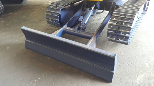 ขาย รถขุด KOMATSU รุ่น PC30-6 มือสองญี่ปุ่น มือถือ/LINE ID : 0818753444 ขาย รถขุด KOMATSU รุ่น PC30-6 มือสองญี่ปุ่น มือถือ/LINE ID : 0818753444