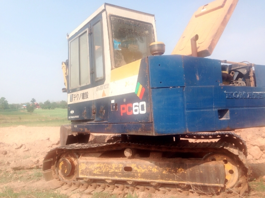 KOMATSU PC 60-3 รถบอดี้เดิมสภาพดีพร้อมทำงานได้เลยครับ เครื่องยนต์เดิมปั๊มเดิมทำงานได้ดีทำงานได้เร็ว ภายในเก๋งคอนโทรลยาว ควบคุมง่าย ภายนอกบูมอาร์มสวยมีปะเล็กน้อยครับ ช่วงล่างแน่นดี เฟลมสวยไม่มีผุ โรลเลอร์โซ่ใบแทรกสภาพดีประมาณ 50-60\% เอกสารสัญญาซื้อขาย ราคา KOMATSU PC 60-3 รถบอดี้เดิมสภาพดีพร้อมทำงานได้เลยครับ เครื่องยนต์เดิมปั๊มเดิมทำงานได้ดีทำงานได้เร็ว ภายในเก๋งคอนโทรลยาว ควบคุมง่าย ภายนอกบูมอาร์มสวยมีปะเล็กน้อยครับ ช่วงล่างแน่นดี เฟลมสวยไม่มีผุ โรลเลอร์โซ่ใบแทรกสภาพดีประมาณ 50-60\% เอกสารสัญญาซื้อขาย ราคา