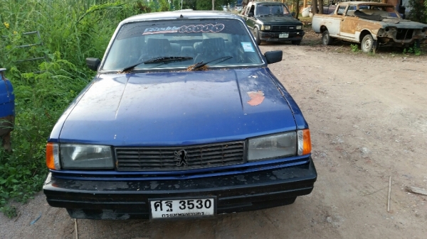 เปอร์โย 305 สีน้ำเงิน เครื่องเดิม ภายในหนังใหม่ไม่ขาด ขับได้โอน  15,000