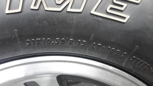 ขายยางพร้อม แม็กซ์ 15" ยาง 4x4 ขายยางพร้อม แม็กซ์ 15" ยาง 4x4