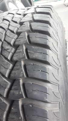 ขายยางพร้อม แม็กซ์ 15" ยาง 4x4 ขายยางพร้อม แม็กซ์ 15" ยาง 4x4