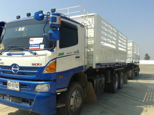 ฮีโน่  500 FM 2 P  380 แรง (ดาวน์ 450,000บาท ) ราคา 3,700,0000  บาท