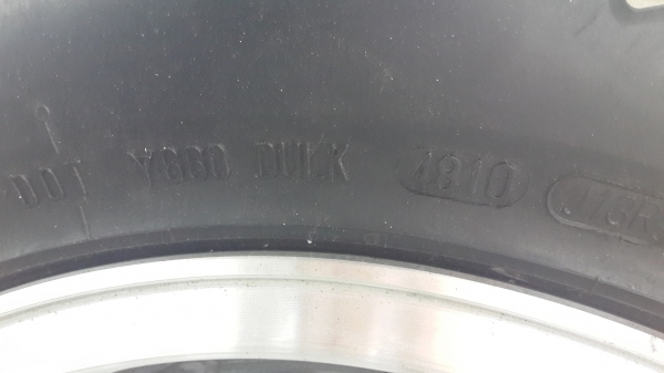 ขายยางพร้อม แม็กซ์ 15" ยาง 4x4