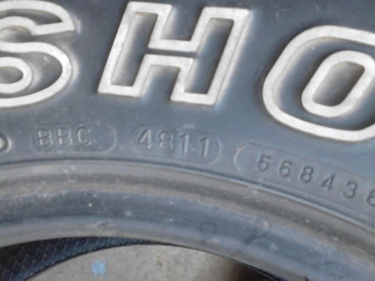 31X10.50R15  MAX XIS MUDDER BUCKSHOT  ยางไม่มีปะเลยครับ  มี 2 เส้น TEL.081-427-3941