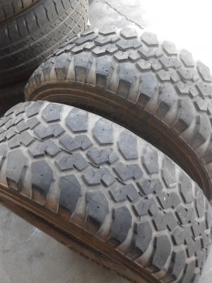 31X10.50R15  MAX XIS MUDDER BUCKSHOT  ยางไม่มีปะเลยครับ  มี 2 เส้น TEL.081-427-3941